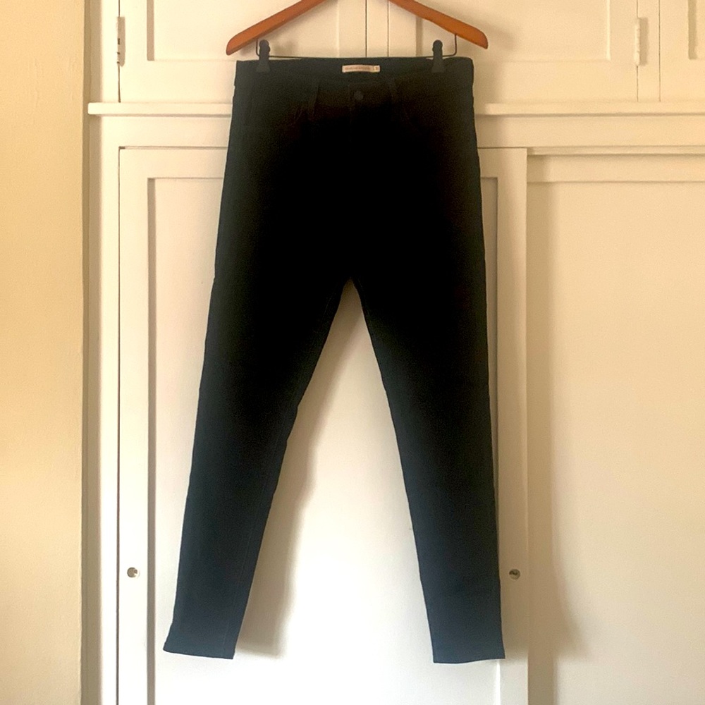 LEVI Jeans (720 High Rise Super Skinny) Size 31 (Black)